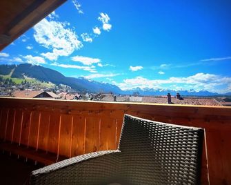 Ferienwohnung Lory mit Schlossblick - Halblech - Dining room