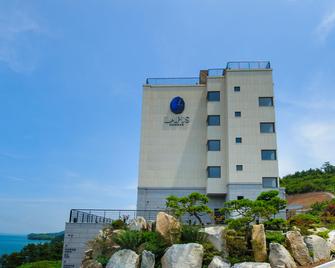 Lapis Hotel Namhae - Namhae - Edificio