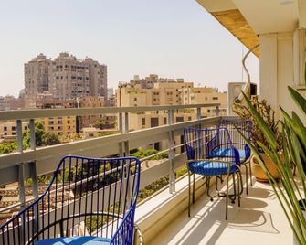 Brassbell l Zamalek l Chroma l Central Location - Cairo - Balkon