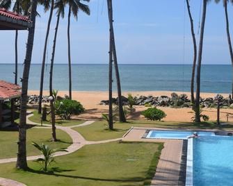 Sanmali Beach Hotel - Marawila - Pool