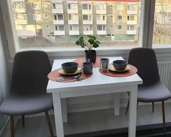 Hamina Orange Apartments Kadetti 2 - Hamina - Essbereich