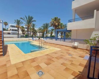 2 Bed Apt - Close To Beach - Pool - Balcony - Mojacar