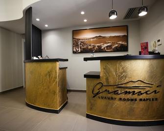 Gramsci 21 Rooms - Naples - Front desk