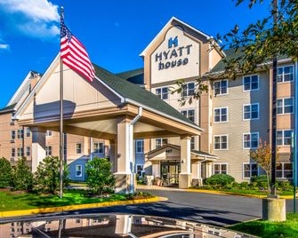 Hyatt House Herndon/Reston - Herndon - Bina