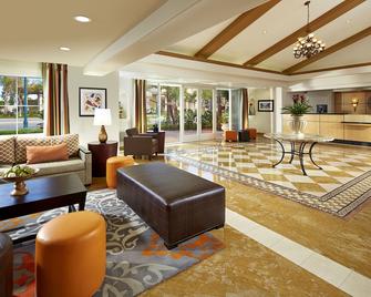 Anaheim Portofino Inn and Suites - Anaheim - Hall d’entrée