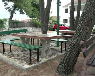 Apartments Lavica Beach Dumicic - Podstrana - Patio
