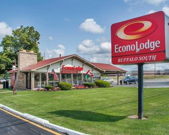 Econo Lodge Buffalo South - באפלו - בניין