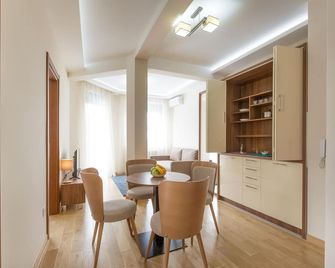 Prime Hotel Apartmani - בלגרד - חדר אוכל