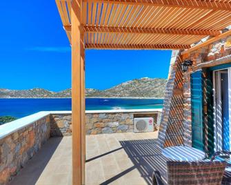 Aqua Petra - Chora - Balkon