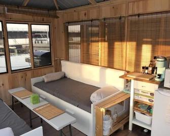 Aloberge B (Marina Rose-des-Vents, Lacolle) - Lacolle - Living room