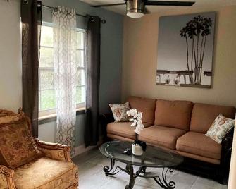 The Gulfstream Place 2 - Naples - Sala de estar