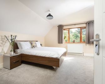 Robins Rest - Pets welcome - Free Parking - Back garden - Perranporth - Bedroom