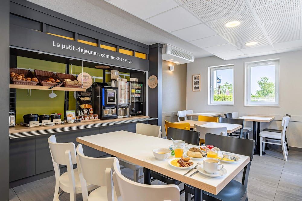 B&B HOTEL Poitiers 1 Futuroscope