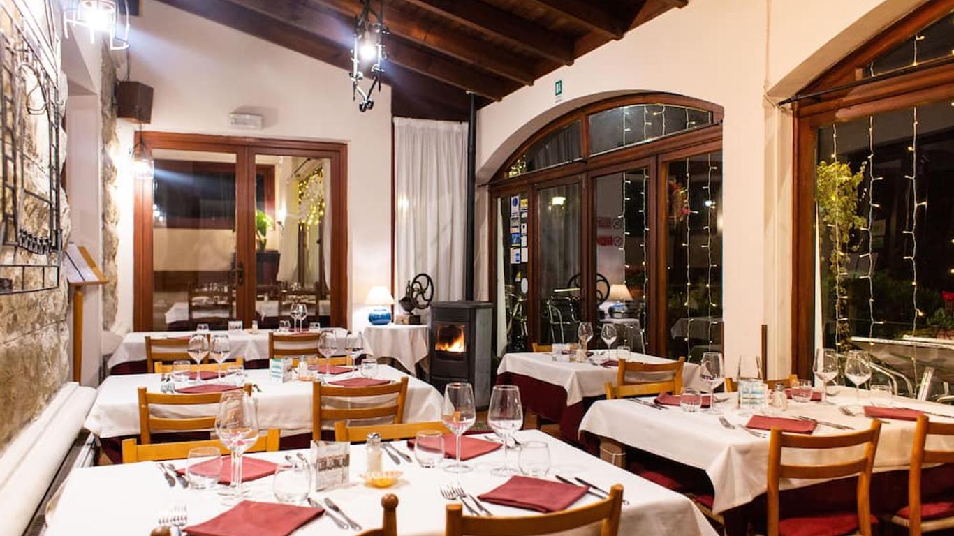 Hotel Ristorante Il Caminetto