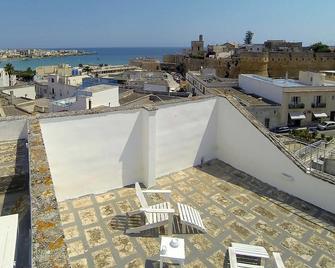 B&b Palazzo Marzo - Otranto - Balkong