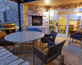 Towneplace Suites Joplin - Joplin - Patio