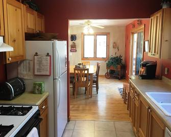 Longbridge Lodge in Pentwater - Pentwater - Kitchen