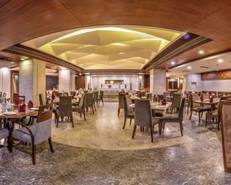 Lords Plaza Surat - Surat - Restaurant