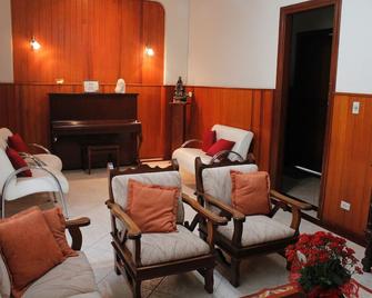 Hotel Casa São José - קמפוס דו ג'ורדאו - סלון