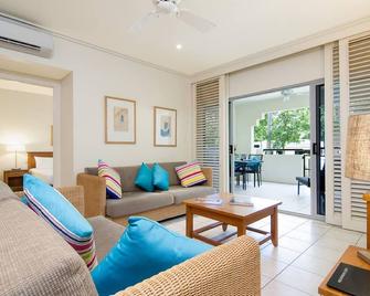 Mowbray By The Sea - Port Douglas - Vardagsrum