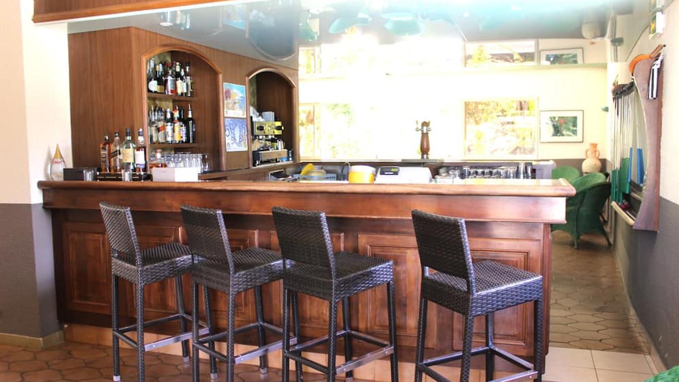 Hotel Arcu Di Sole