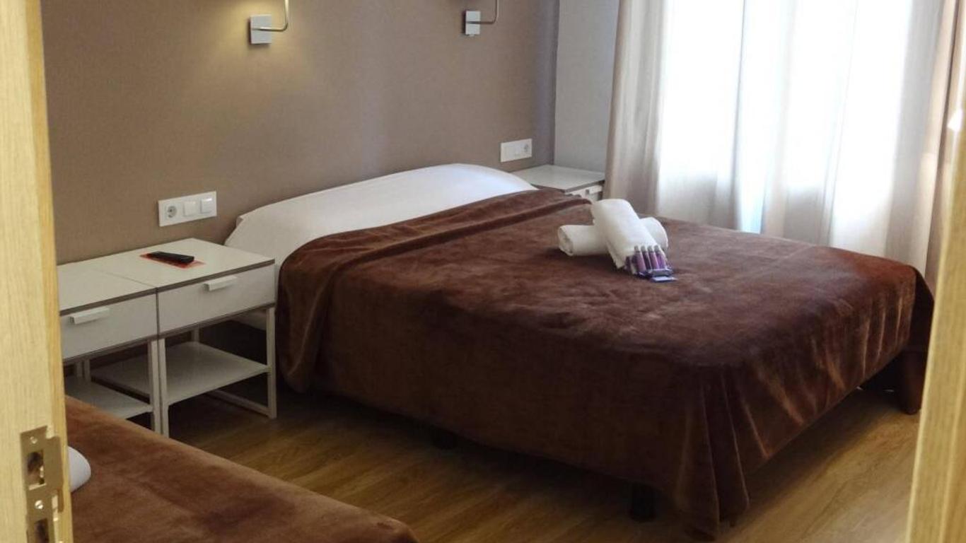 Hostal Balkonis