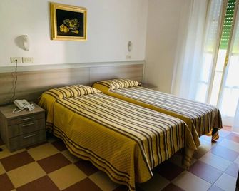 Grand Hotel Vallombrosa - Vallombrosa - Habitación
