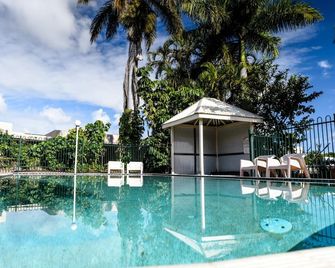 Bundaberg International Motor Inn - Bundaberg - Bể bơi