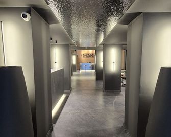 Alassia Hotel - Atenas - Pasillo