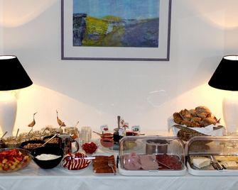 Hotel Ebnet Garni - Lindau - Buffet