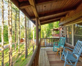 Heritage Hill Cabins - Banner Elk - Balkon