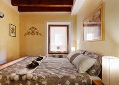 Città Antica Charming Flat - Verona - Yatak Odası