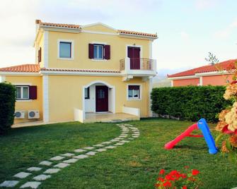 Europe's Villas - Lakithra - Budova