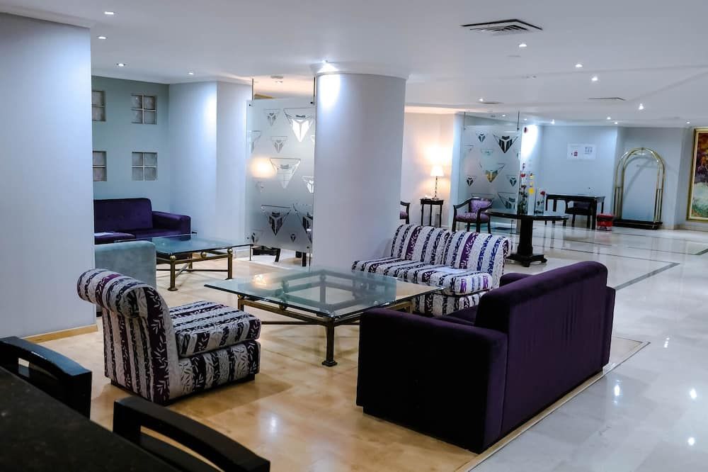 Hotel Internacional La Triada - בוקאראמנגה - לובי