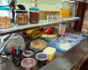 Oceanic Hostel - Balneario Camboriú - Buffet