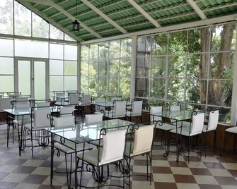 Sabol Holiday Resorts - Ooty - Restaurant