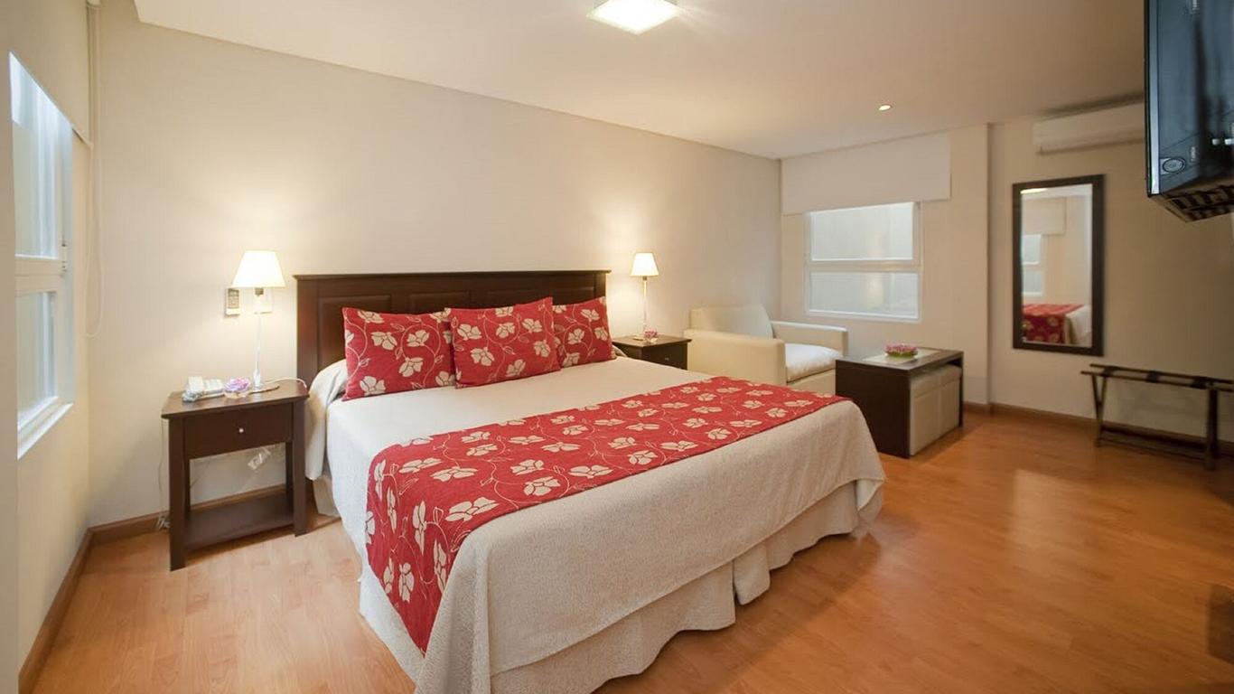 Hotel Esmeralda Select