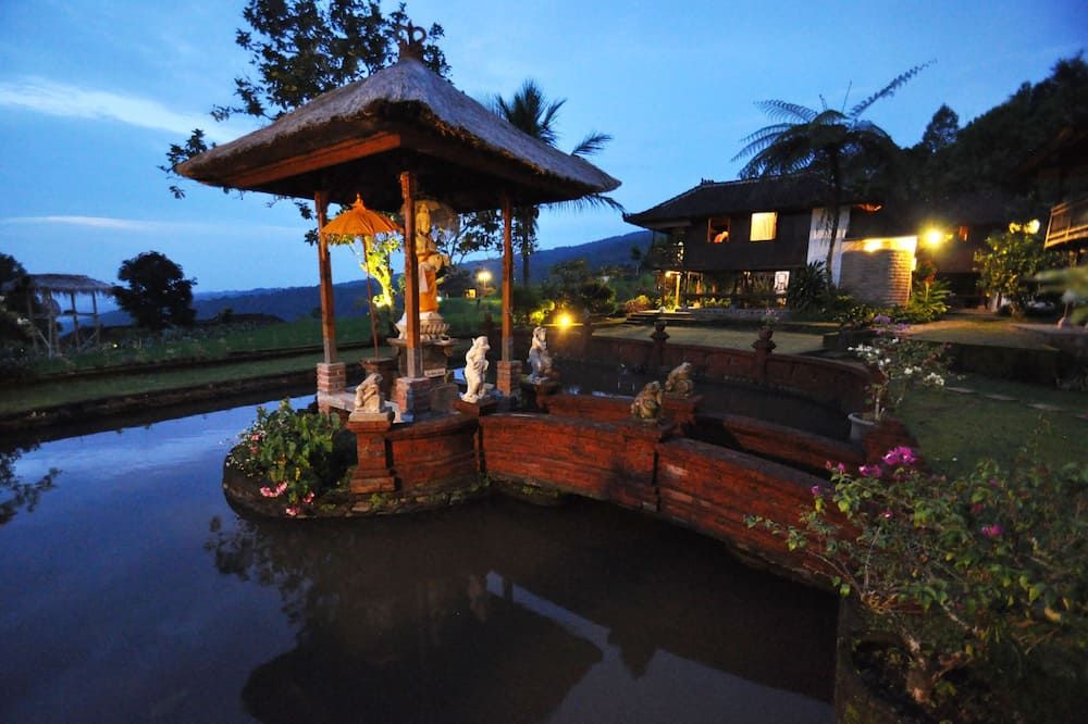 Puri Lumbung Cottages, Restaurant & Spa - Banjar