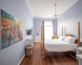 Kernow - Minimum age 18 - Charters Towers