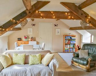 Hen Ysgubor Cottage - Bala - Huiskamer