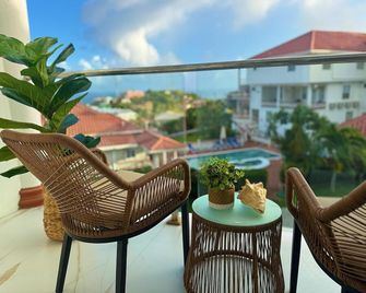 Hotel Alexandrina - Kingstown - Balcón