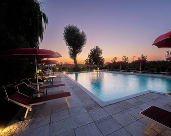 La Corte San Lorenzo - Moscazzano - Piscina