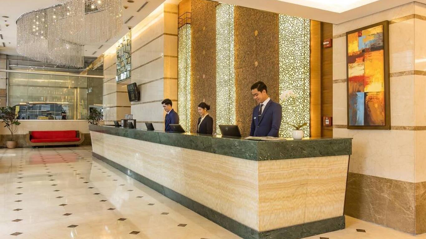 St Giles Hotel Makati