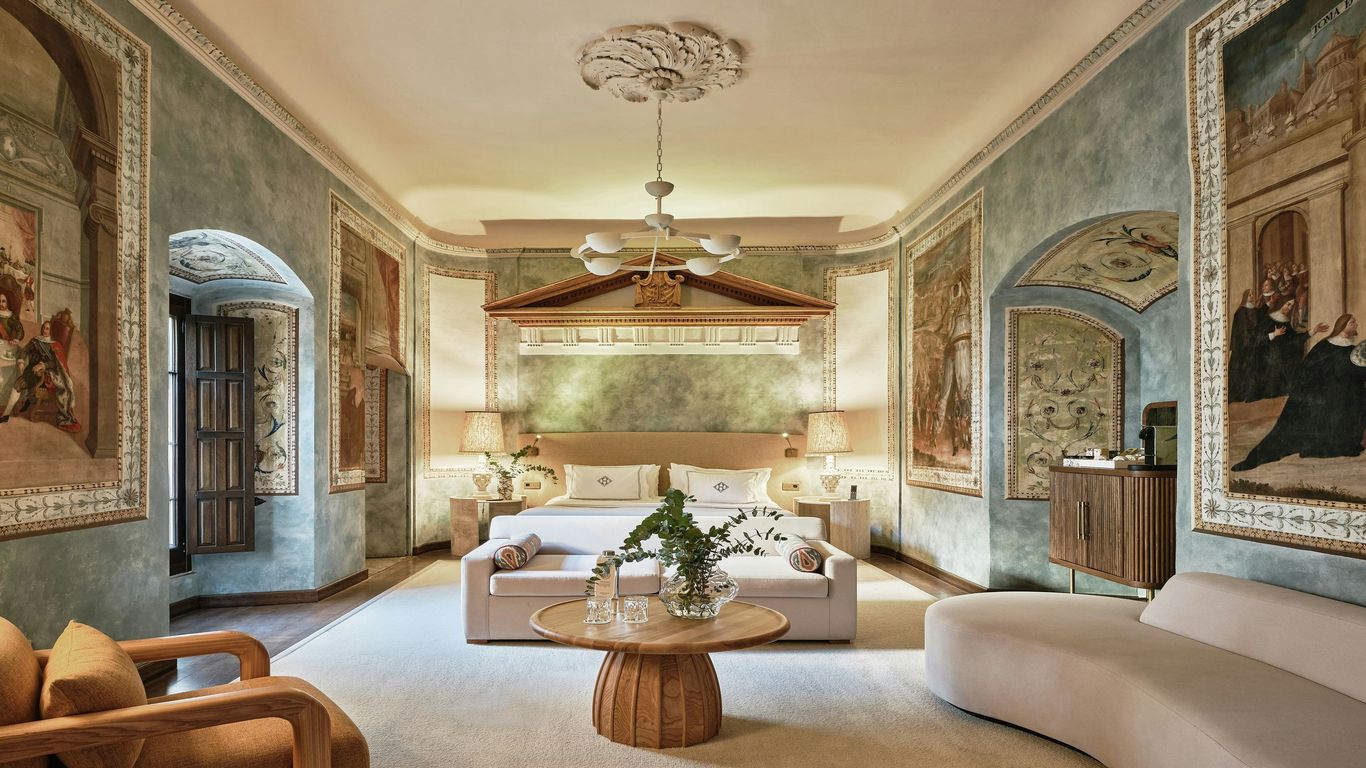 Hospes Palacio del Bailío, a Member of Design Hotels