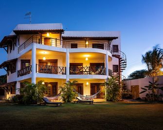 Hotel E Pousada Cumbuco Guesthouse - Cumbuco
