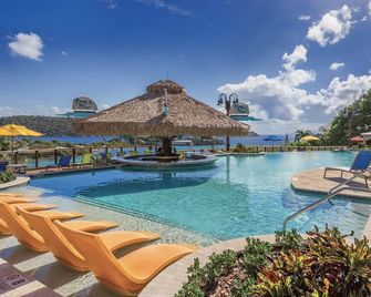 Resort Managed Studio @ Beachfront Margaritaville Resort. Swim Up Bar + Pools! - Saint Thomas Island - Pool