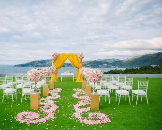 Crest Resort & Pool Villas (Sha Plus+) - Patong - Banquet hall