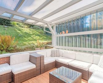 Spacious Apartment near Lake in Guntersberge - Güntersberge - Balcón