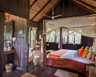 Pugdundee Safaris- Tree House Hideaway - Tala - Bedroom