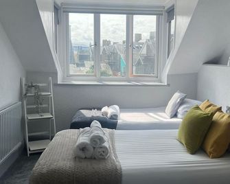 Gwesty Guest House - Aberystwyth - Quarto
